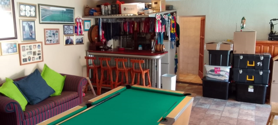 4 Bedroom Property for Sale in Protea Park North West